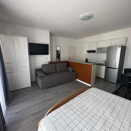 Apartments Villa Sunce Dugi Rat Luaran gambar