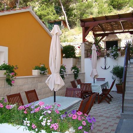 Apartments Villa Sunce Dugi Rat Luaran gambar