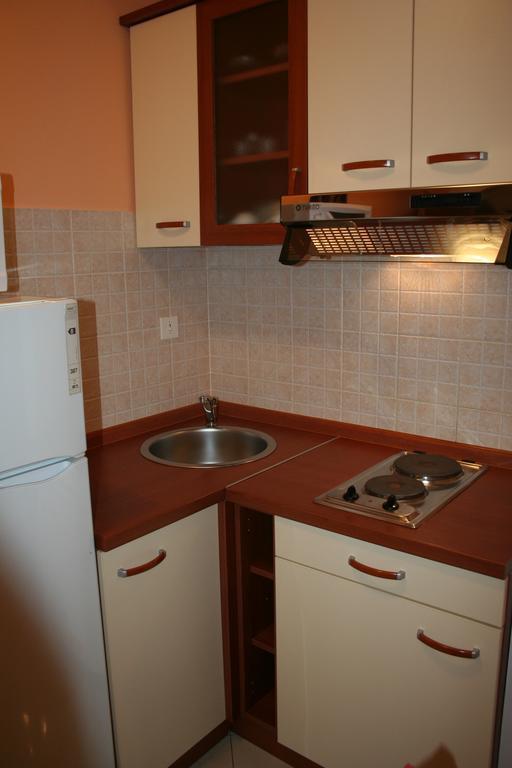 Apartments Villa Sunce Dugi Rat Bilik gambar